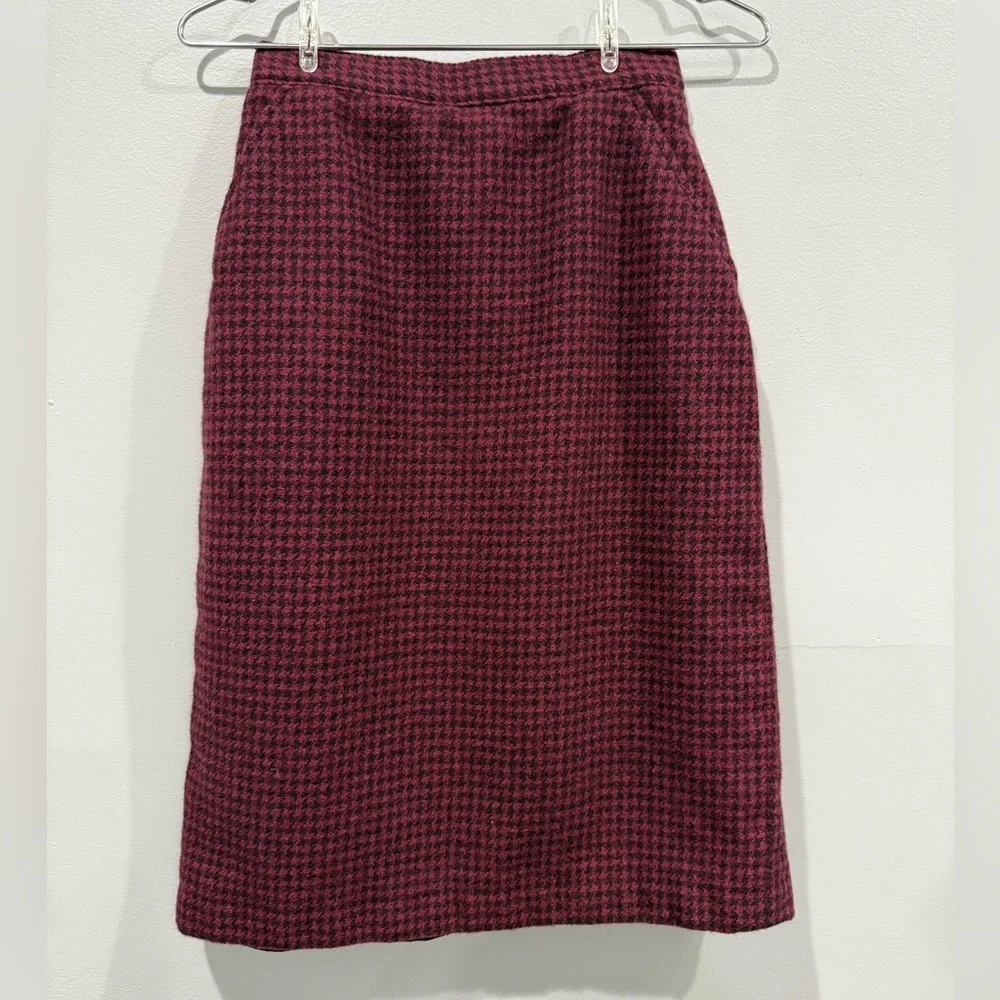 Vintage Giorgio Sant'Angelo Wool Skirt Houndstooth Red & Black/size 6